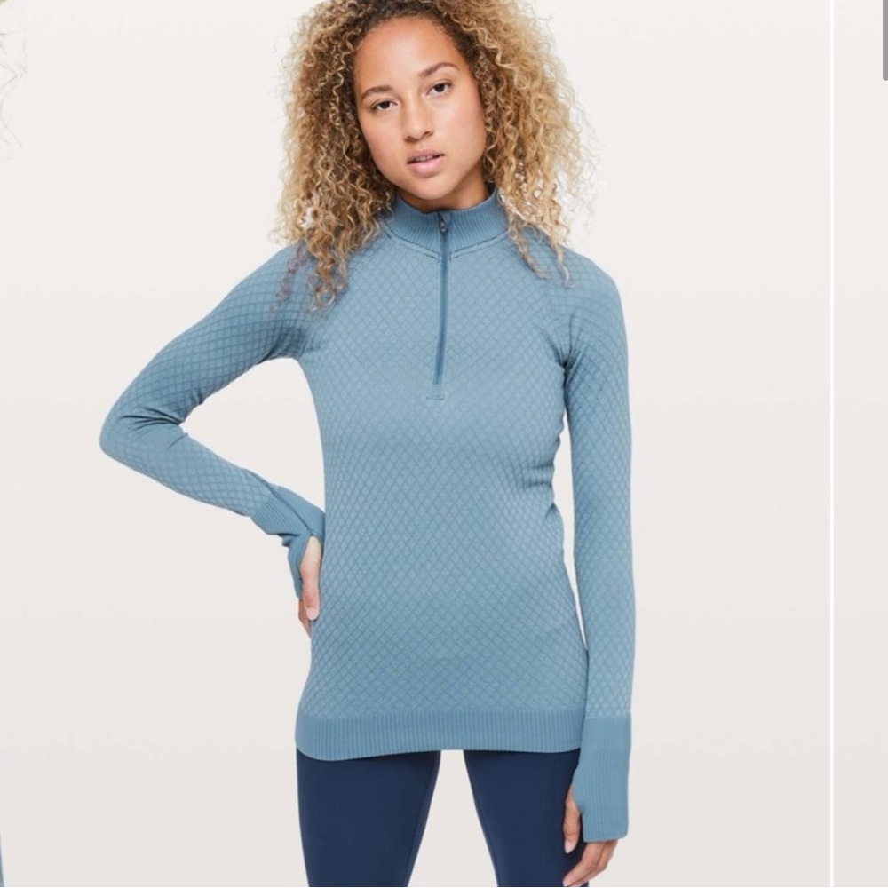 Lululemon restless 1/2 zip. Size 8.  Perfect condition